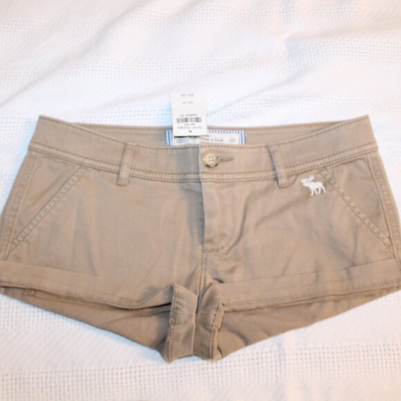 NWT Abercrombie and Fitch Khaki Shorts Sz 00 - Picture 2 of 11